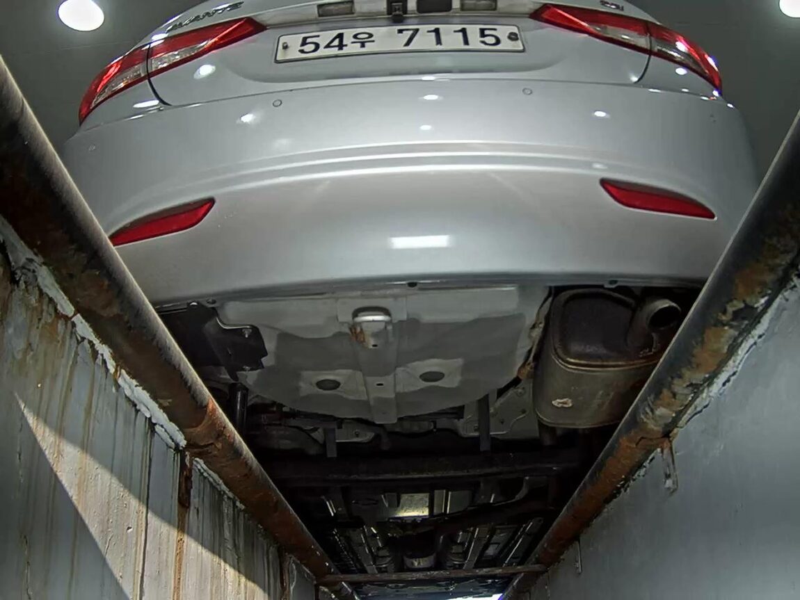 HYUNDAI AVANTE MD M16 GDi SMART 2013 - zdjęcie 8