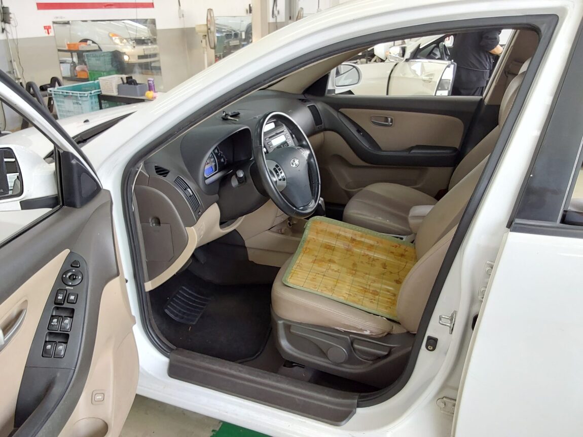 HYUNDAI AVANTE HD 1.6 VVT S16 LUXURY 2008 - zdjęcie 10
