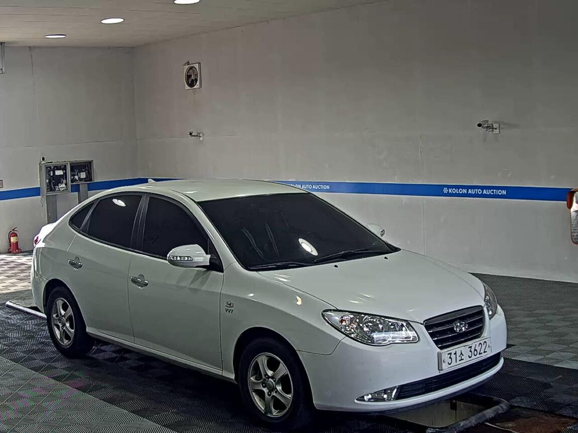 HYUNDAI AVANTE HD 1.6 VVT S16 LUXURY 2008 - zdjęcie 3