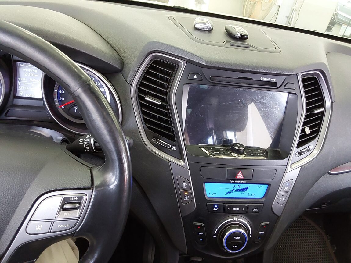 HYUNDAI SANTA FE (DM) DIESEL R2.0 2WD PREMIUM 2013 - zdjęcie 17