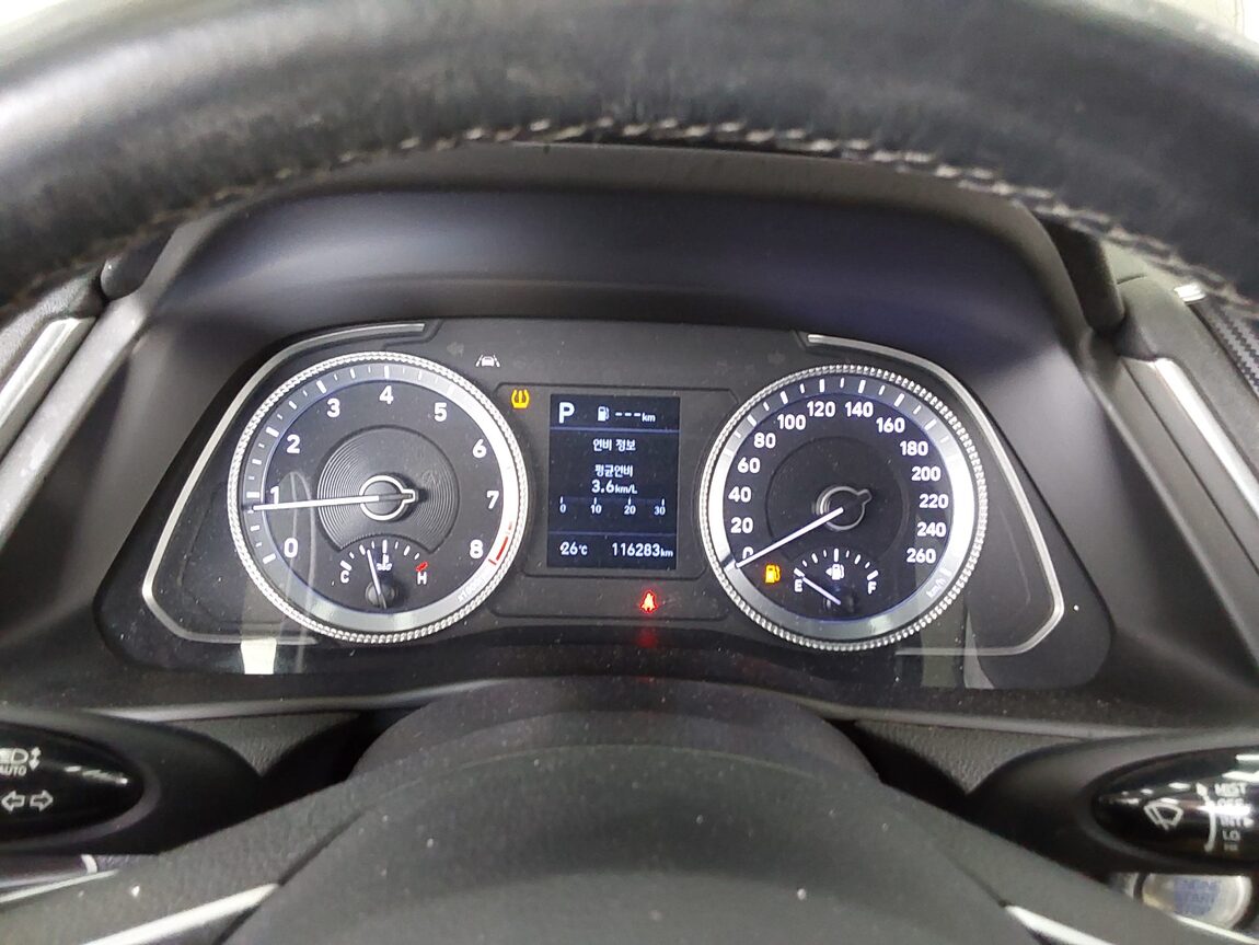 HYUNDAI SONATA (DN8) G2.0 PREMIUM FAMILY 2020 - zdjęcie 9