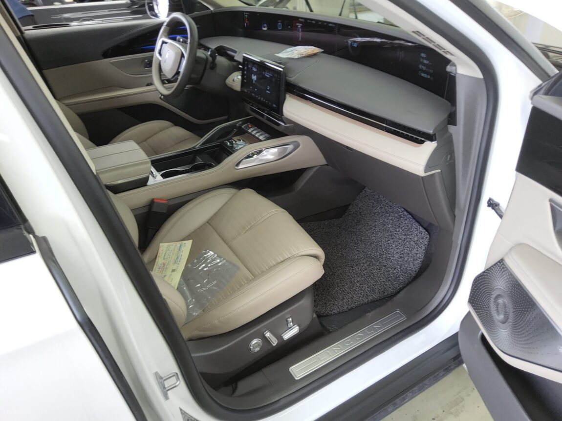 LINCOLN NAUTILUS (2ND GEN) 2.0 4WD RESERVE 2024 - zdjęcie 14