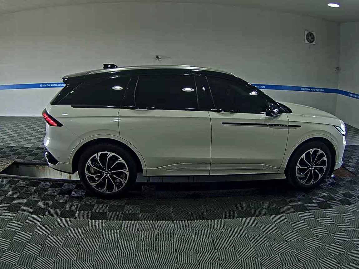 LINCOLN NAUTILUS (2ND GEN) 2.0 4WD RESERVE 2024 - zdjęcie 4
