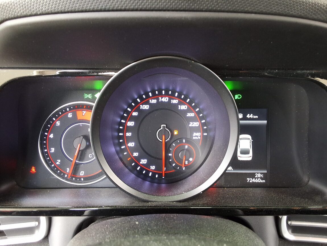 HYUNDAI AVANTE (CN7) 1.6 GASOLINE MODERN 2021 - zdjęcie 9