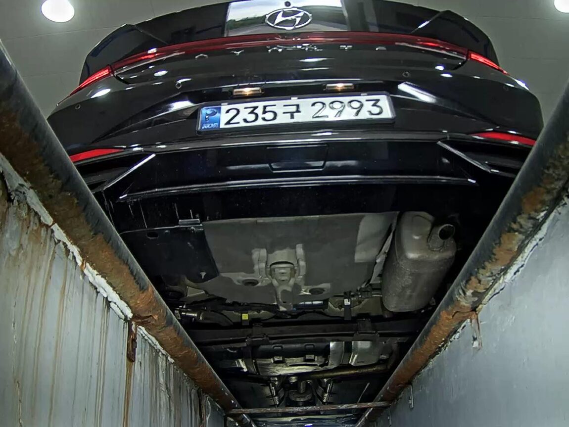 HYUNDAI AVANTE (CN7) 1.6 GASOLINE MODERN 2021 - zdjęcie 8