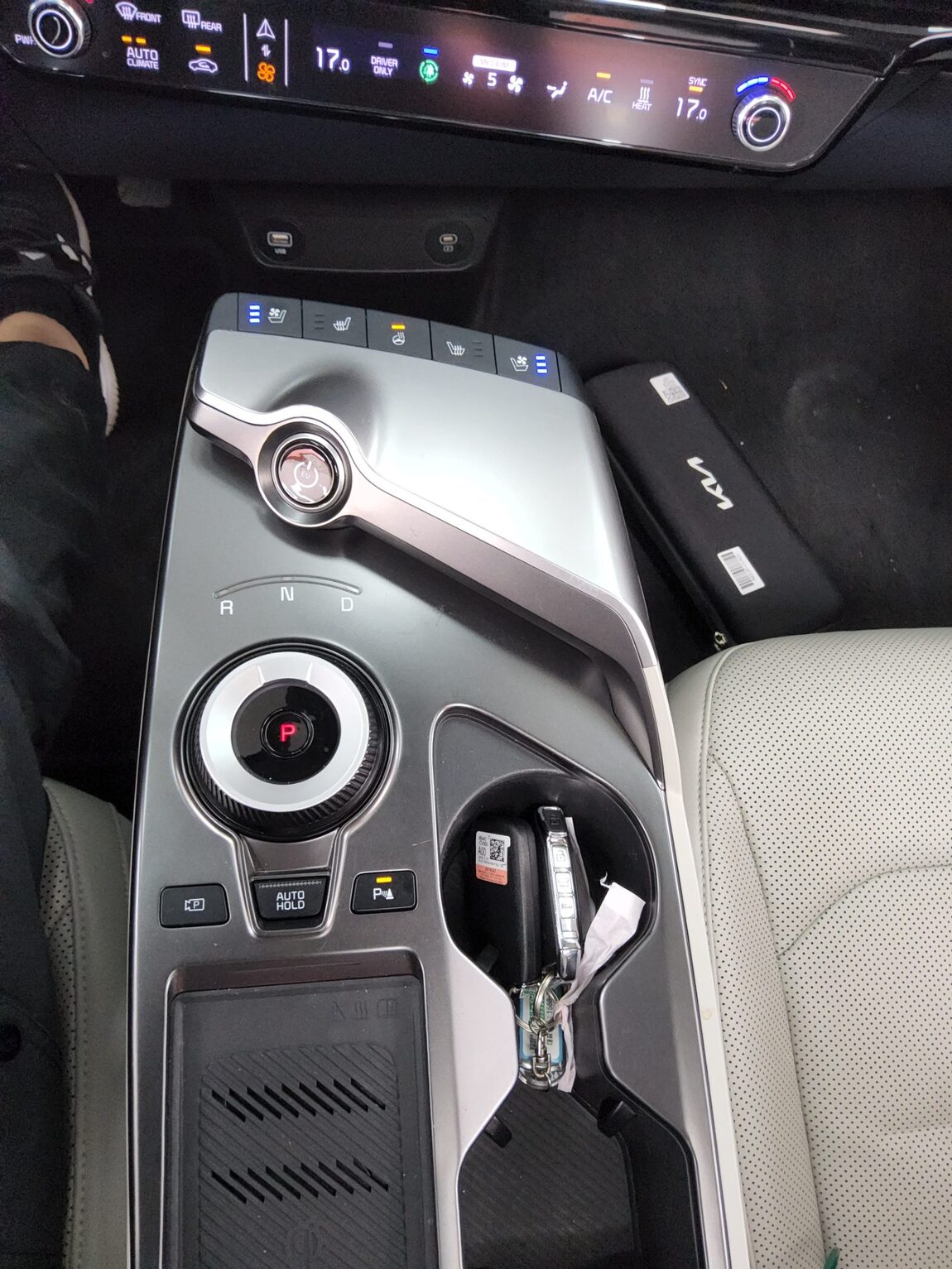 KIA EV6 LONG RANGE 4WD AIR 2023 - zdjęcie 19