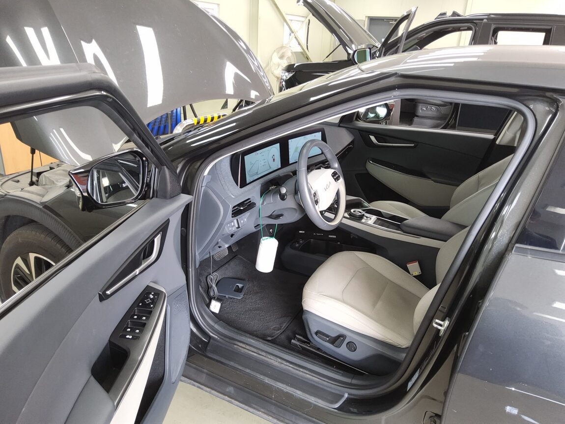 KIA EV6 LONG RANGE 4WD AIR 2023 - zdjęcie 10