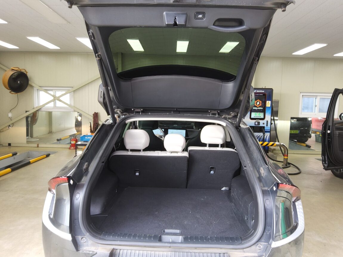 KIA EV6 LONG RANGE 4WD AIR 2023 - zdjęcie 15