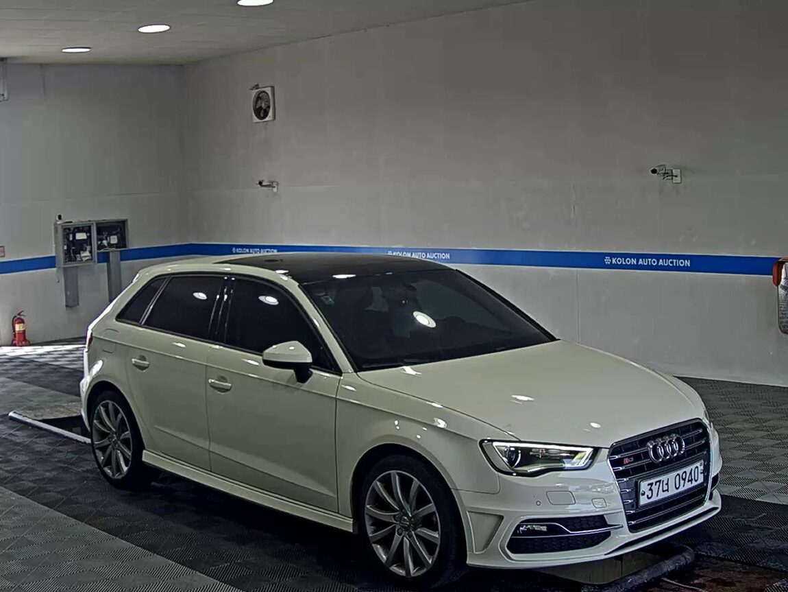 AUDI A3 (3RD GEN) 25 TDI SPORTBACK DYNAMIC 2015 - zdjęcie 3