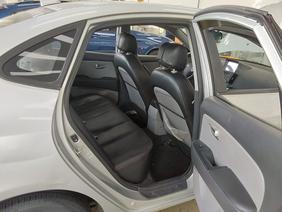 HYUNDAI AVANTE HD 1.6 VVT S16 LUXURY 2008 - zdjęcie 13