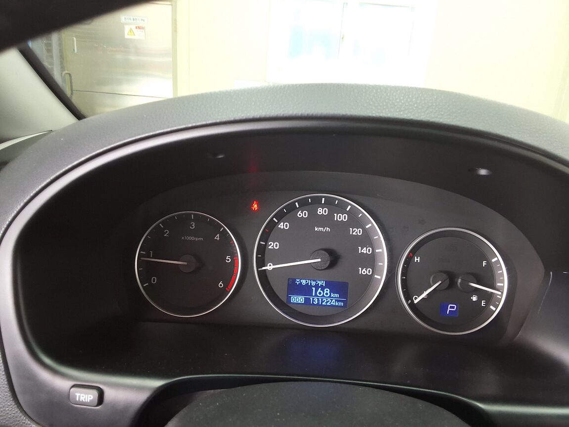 HYUNDAI GRAND STAREX 11-SEATER DIESEL SMART 2016 - zdjęcie 10