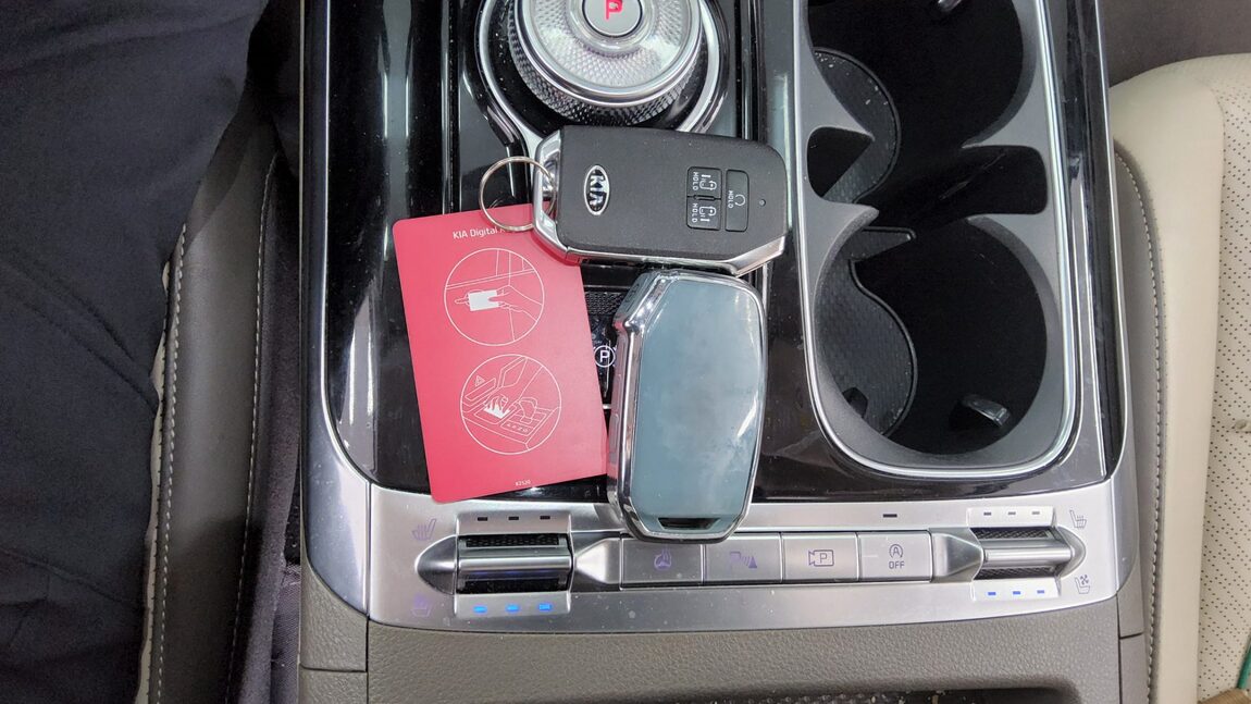 KIA NEW CARNIVAL (KA4) 9-SEATER DIESEL SIGNATURE 2021 - zdjęcie 20