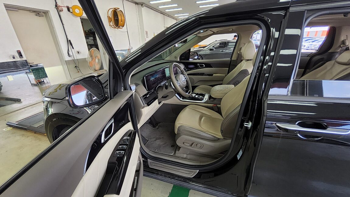 KIA NEW CARNIVAL (KA4) 9-SEATER DIESEL SIGNATURE 2021 - zdjęcie 10