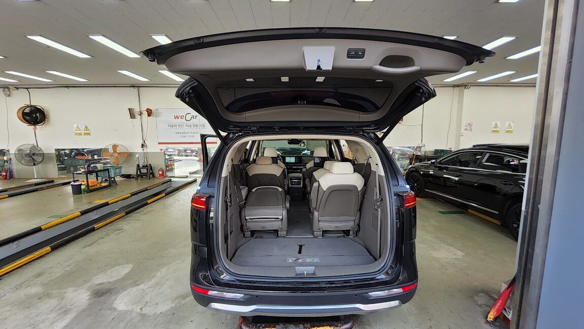 KIA NEW CARNIVAL (KA4) 9-SEATER DIESEL SIGNATURE 2021 - zdjęcie 15