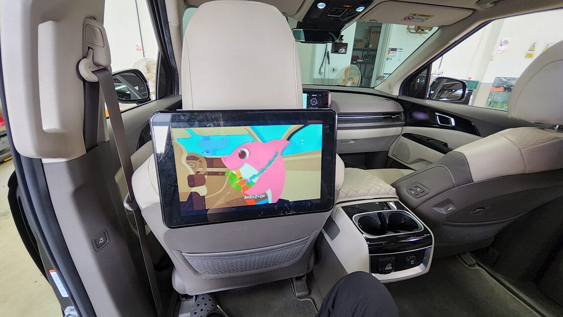 KIA NEW CARNIVAL (KA4) 9-SEATER DIESEL SIGNATURE 2021 - zdjęcie 24