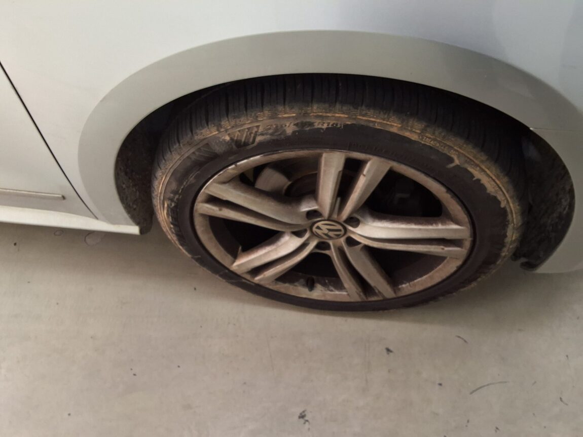 VOLKSWAGEN THE NEW PASSAT (7TH GEN) 2.0 TDI 2015 - zdjęcie 21