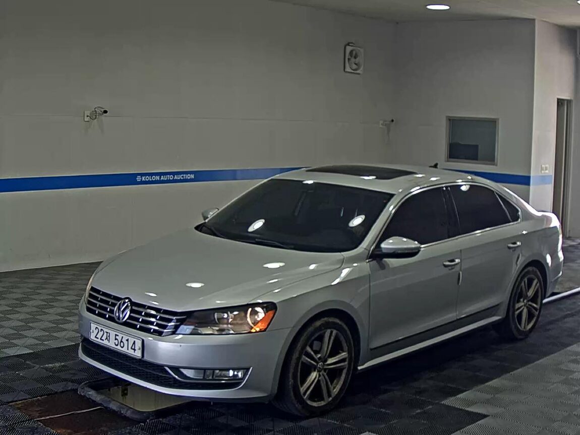 VOLKSWAGEN THE NEW PASSAT (7TH GEN) 2.0 TDI 2015 - zdjęcie 2