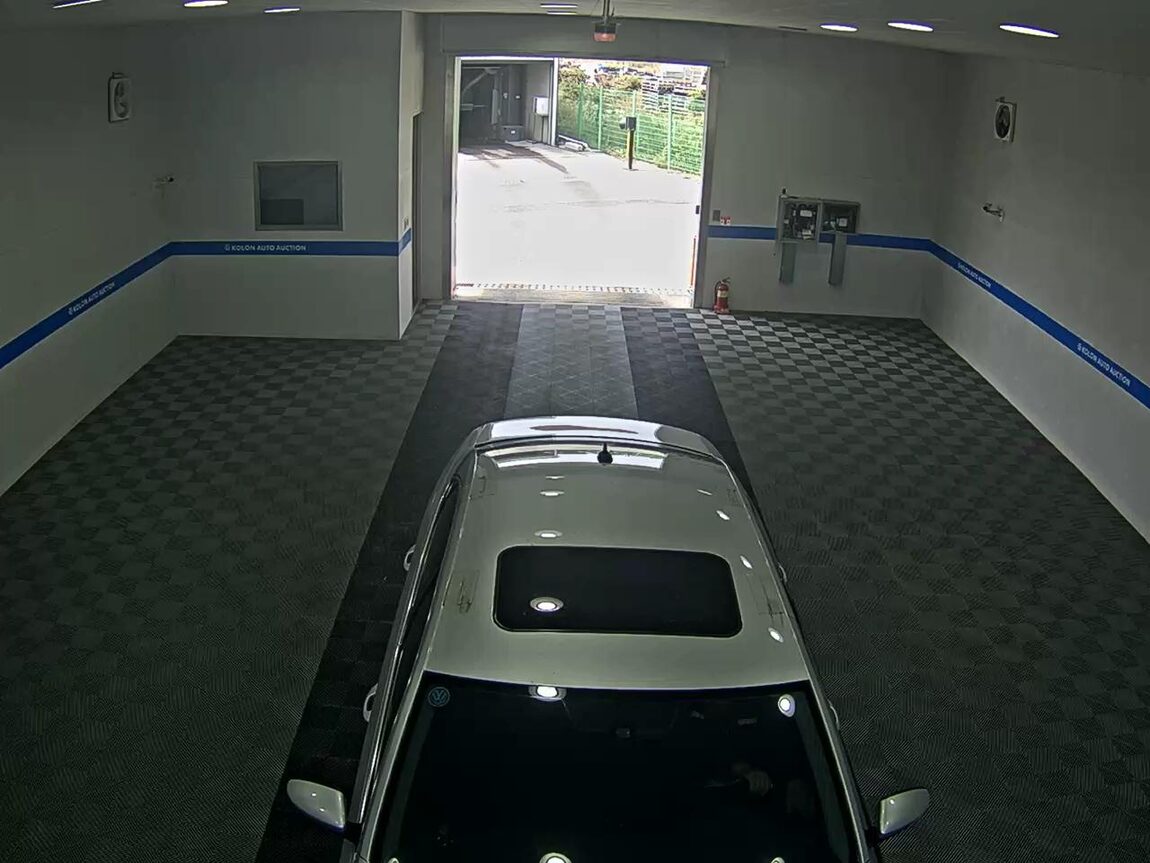VOLKSWAGEN THE NEW PASSAT (7TH GEN) 2.0 TDI 2015 - zdjęcie 7