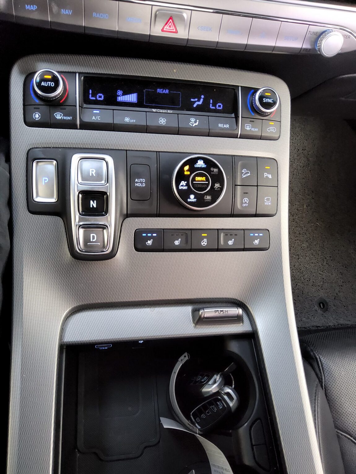 HYUNDAI PALISADE 2.2 DIESEL AWD PRESTIGE 2019 - zdjęcie 19