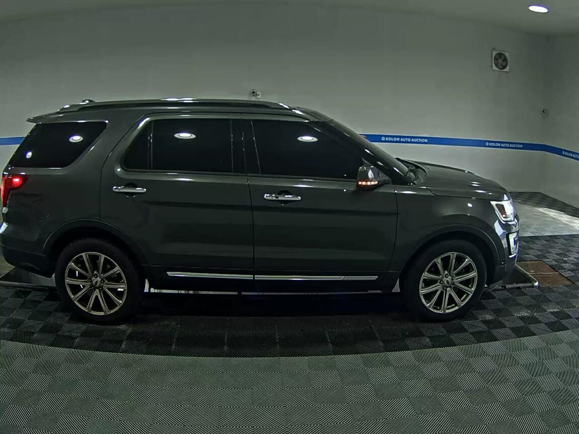 FORD EXPLORER (5TH GEN) 2.3 AWD LIMITED 2017 - zdjęcie 4