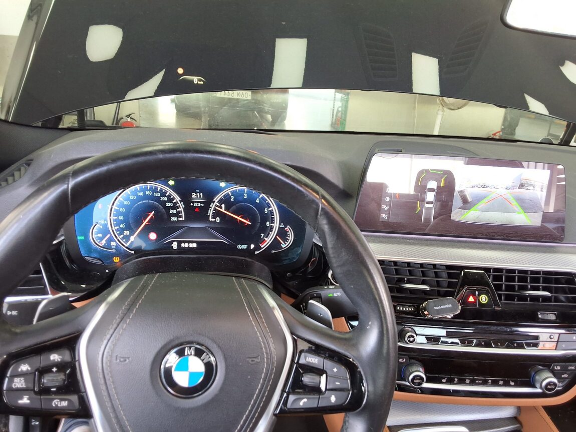 BMW 5 SERIES (7TH GEN) 530i M SPORT PACK 2018 - zdjęcie 17