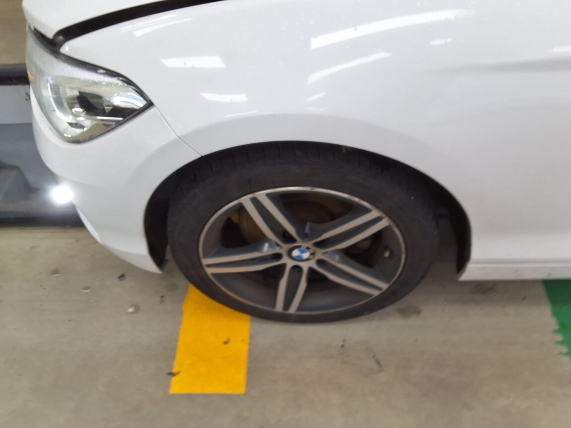 BMW 1 SERIES (2ND GEN) 5-DOOR 118d SPORT LINE 2017 - zdjęcie 19