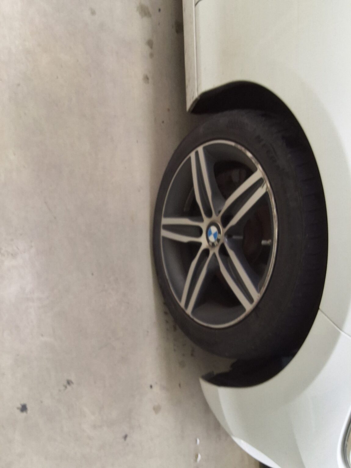 BMW 1 SERIES (2ND GEN) 5-DOOR 118d SPORT LINE 2017 - zdjęcie 21