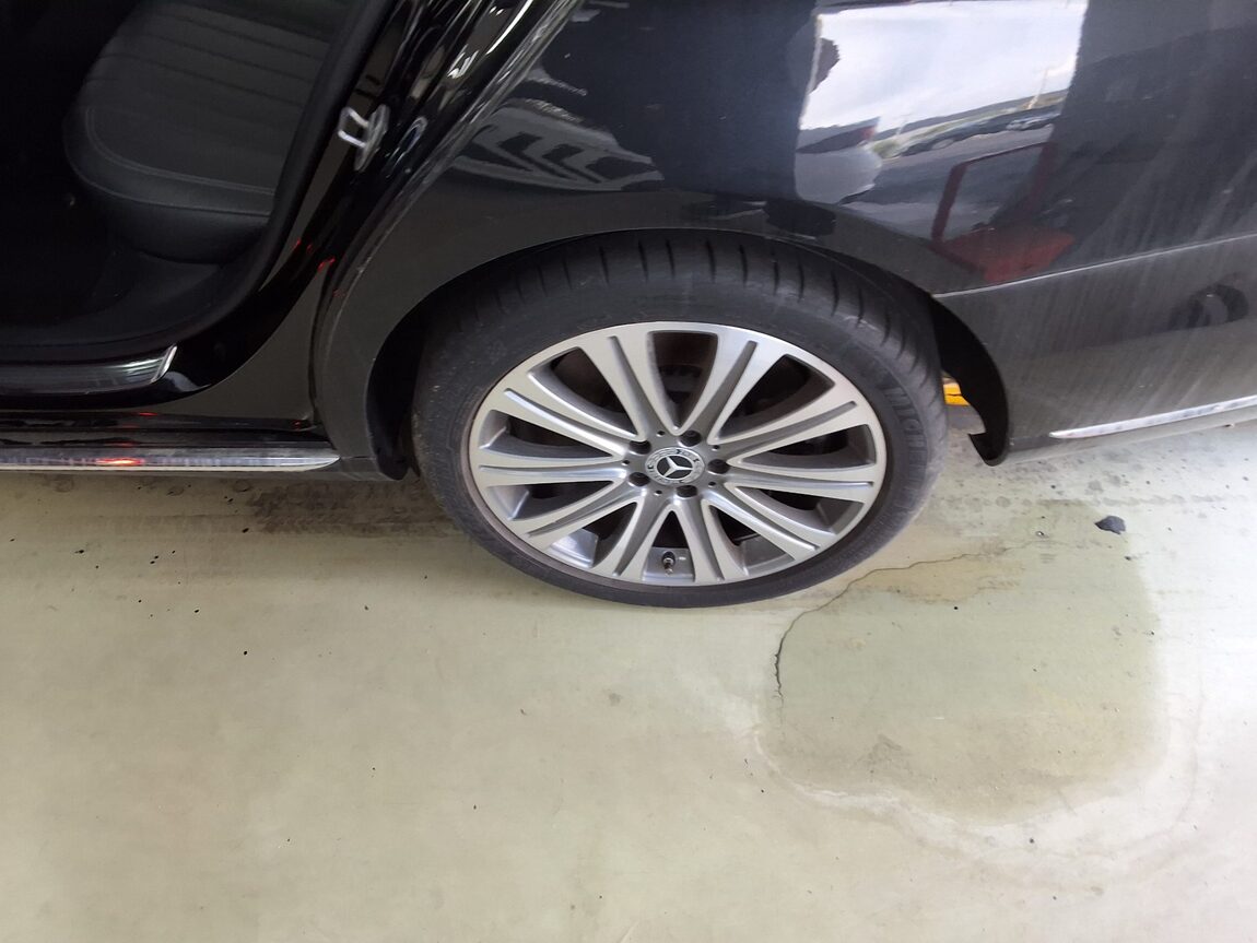 MERCEDES-BENZ E-CLASS (5TH GEN) E450 4MATIC EXCLUSIVE 2020 - zdjęcie 23