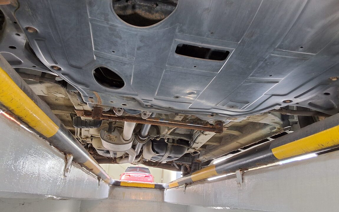 KIA SORENTO R DIESEL 2.2 4WD LIMITED PREMIUM 2012 - zdjęcie 22