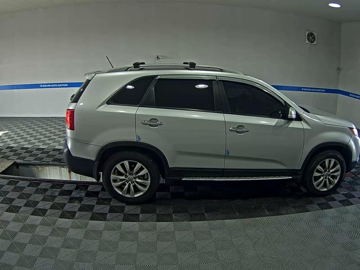 KIA SORENTO R DIESEL 2.2 4WD LIMITED PREMIUM 2012 - zdjęcie 4