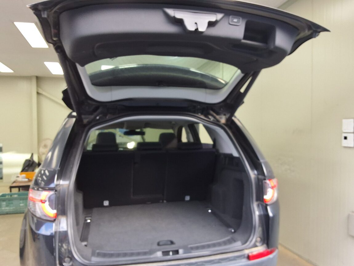 LAND ROVER DISCOVERY SPORT 2.0 TD4 HSE LUXURY 2016 - zdjęcie 16