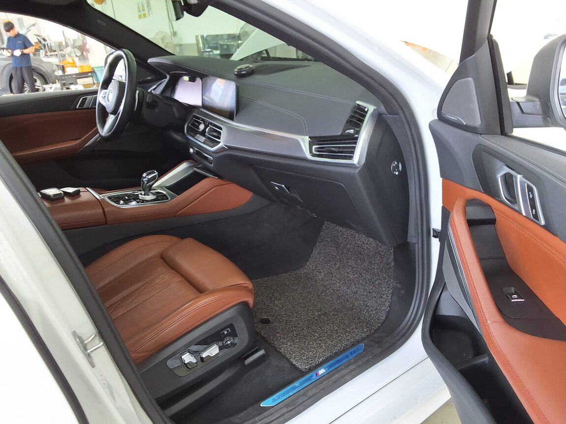 BMW X6 (3RD GEN) 30d xDRIVE M SPORT PACK 2022 - zdjęcie 14