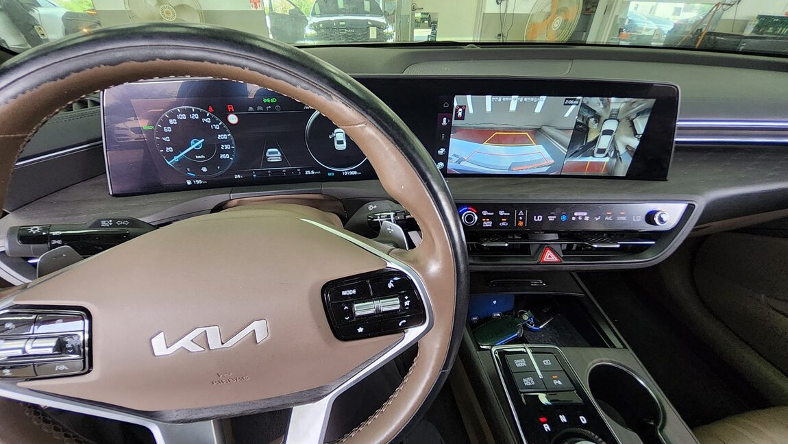 KIA K8 HYBRID HEV SIGNATURE 2024 - zdjęcie 19