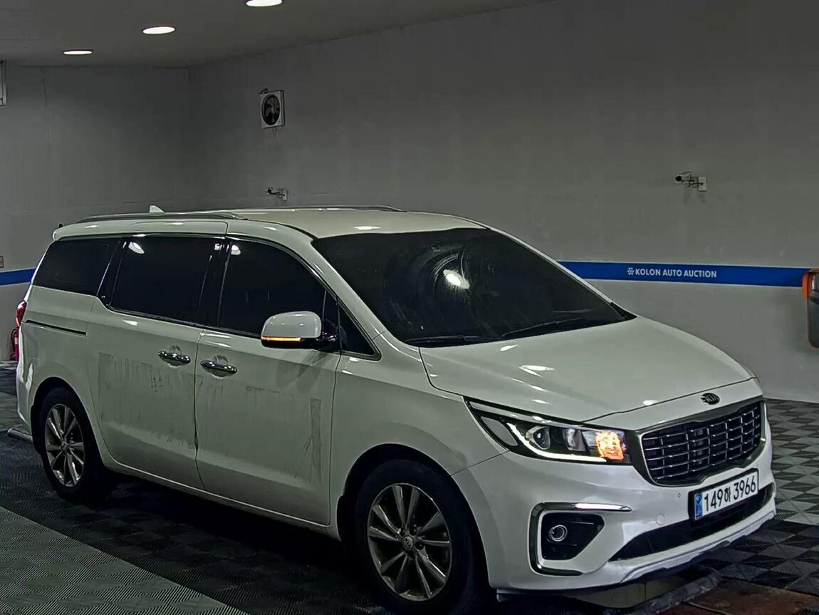 KIA THE NEW CARNIVAL 9-SEATER DIESEL PRESTIGE 2020 - zdjęcie 3