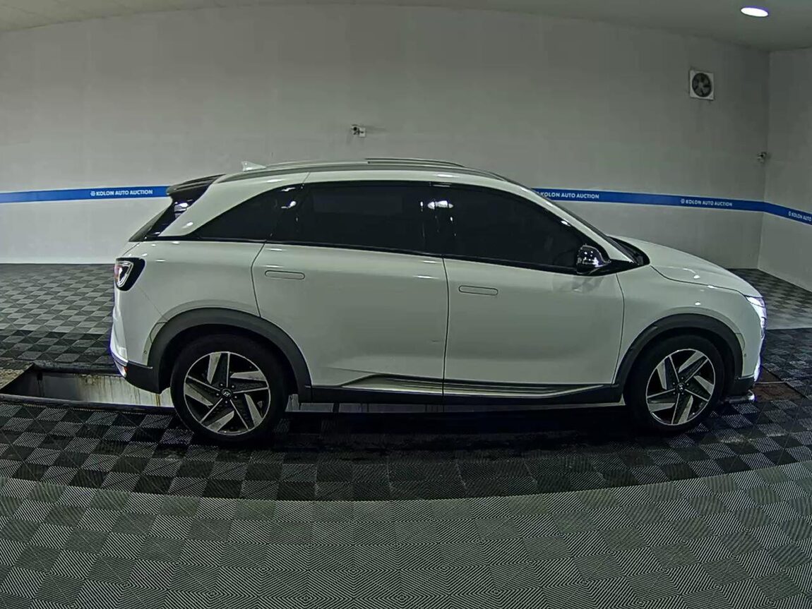 HYUNDAI NEXO FCEV PREMIUM 2022 - zdjęcie 4