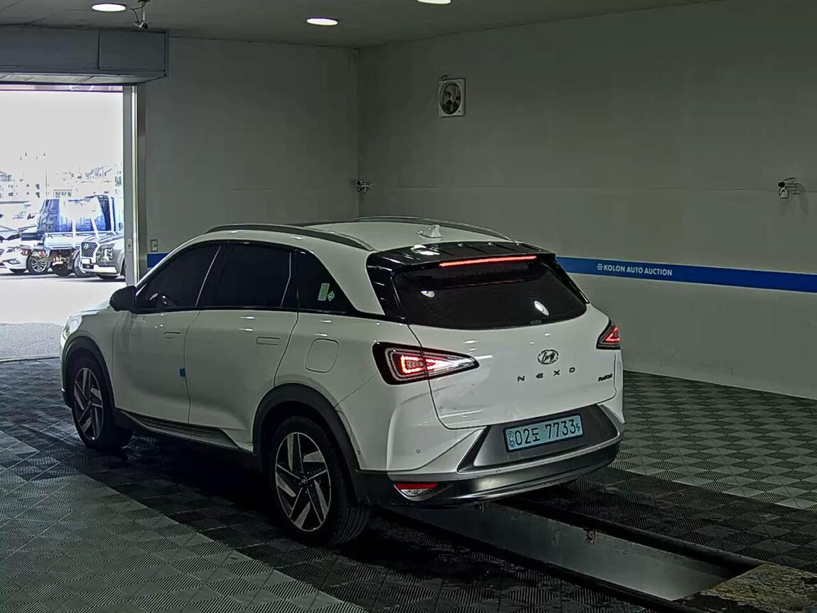 HYUNDAI NEXO FCEV PREMIUM 2022 - zdjęcie 6