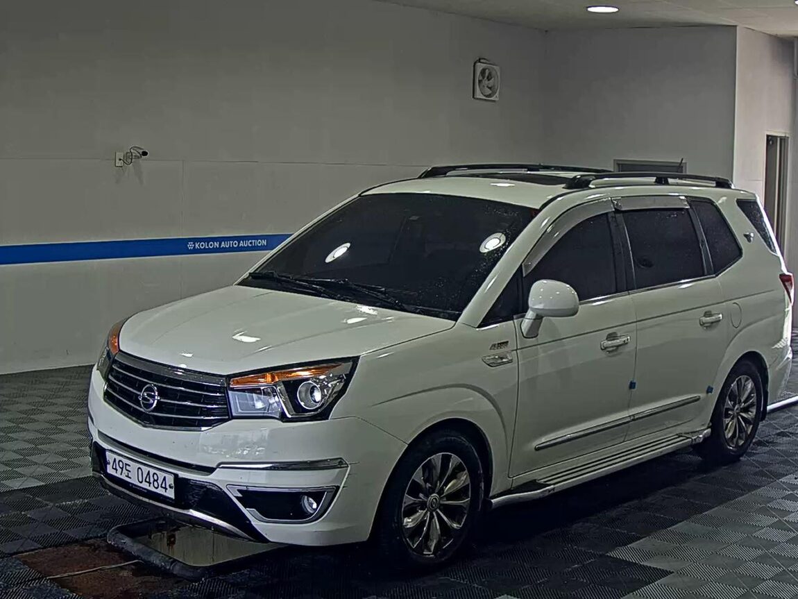 KG MOBILITY (SSANGYONG) KORANDO TOURISMO 2.2 4WD 9-SEATER TX PLUS 2017 - zdjęcie 2