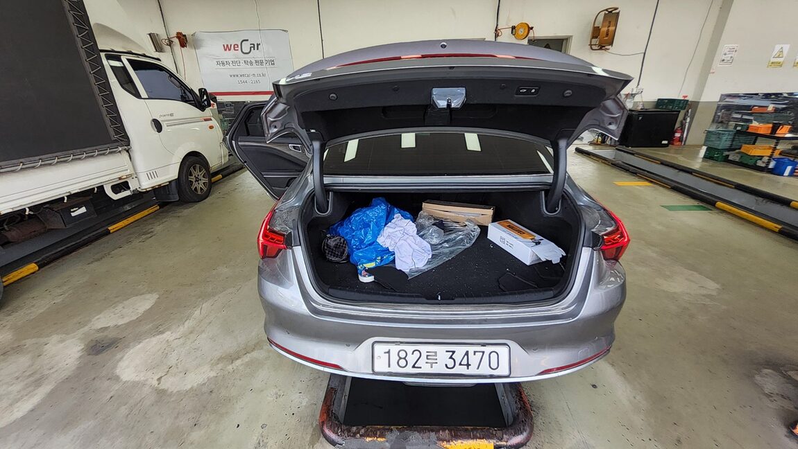KIA K8 3.5 LPi GENERAL NOBLESSE 2022 - zdjęcie 15