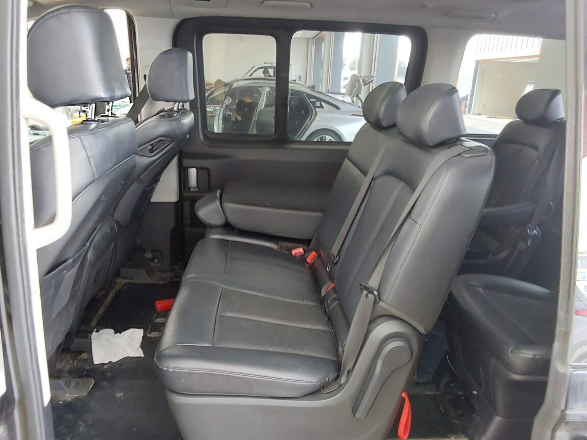 HYUNDAI STARIA 2.2 DIESEL TOURER 11-SEATER 4WD MODERN 2023 - zdjęcie 12