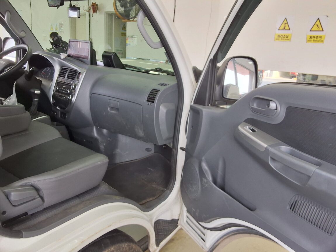 KIA THE NEW BONGO III CARGO 1 TON LPG KING CAB 2025 - zdjęcie 11