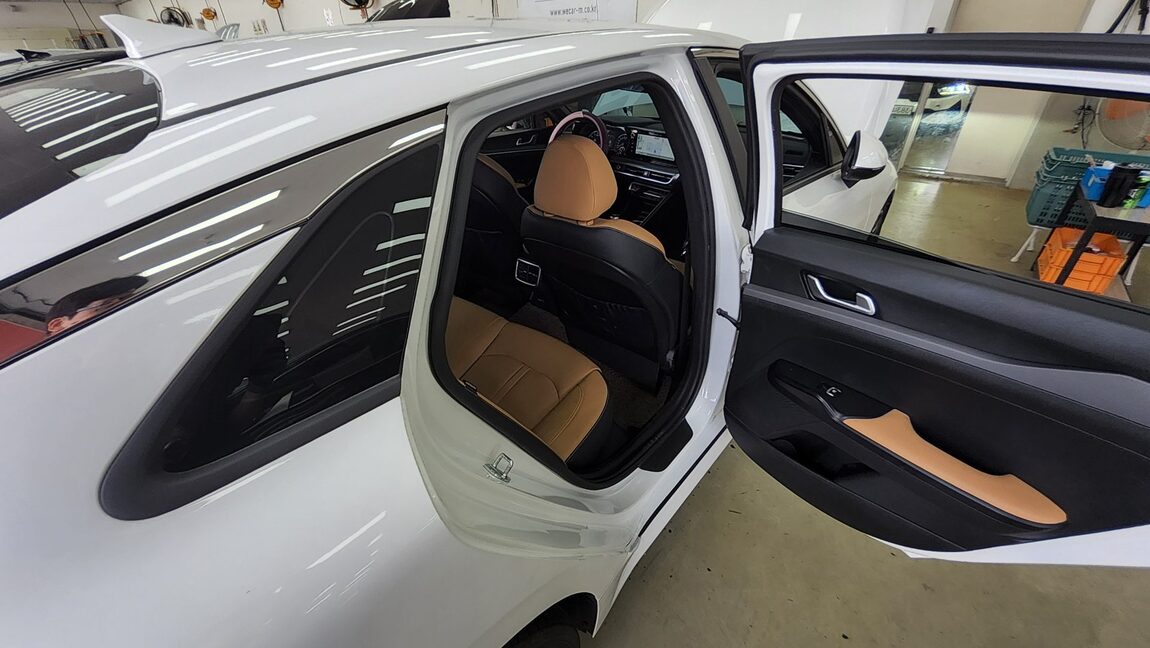 KIA NEW K5 (DL3) 1.6 GASOLINE TURBO PRESTIGE 2020 - zdjęcie 13