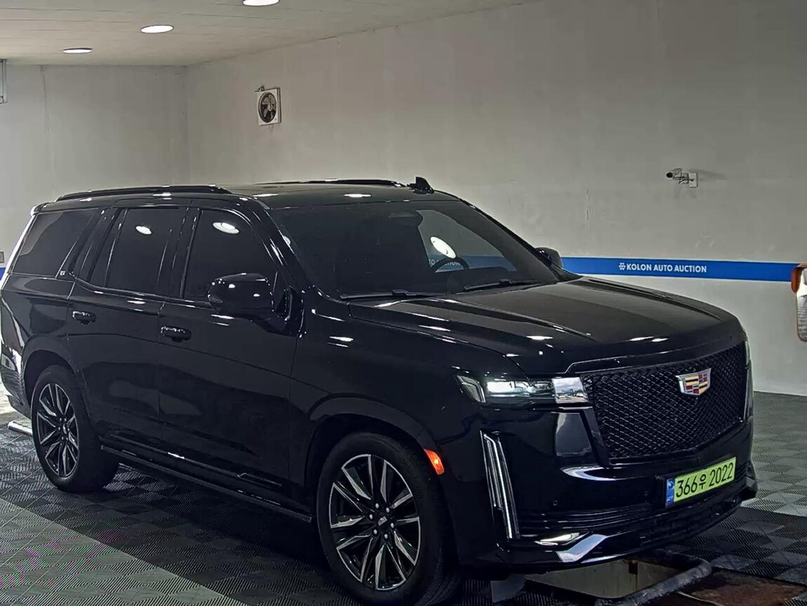 CADILLAC ESCALADE (5TH GEN) 6.2 V8 PREMIUM LUXURY PLATINUM 2023 - zdjęcie 3