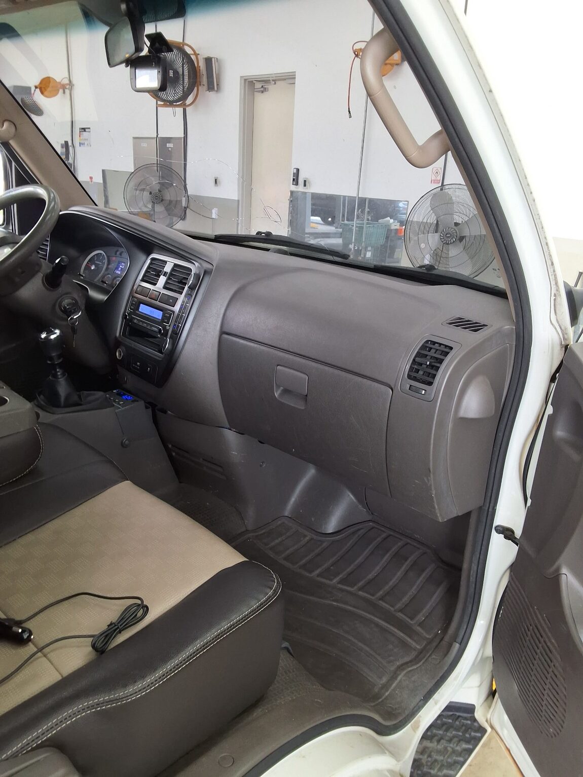 HYUNDAI PORTER II FREEZER BOX TRUCK SUPER CAB TWIN COMPRESSOR 2019 - zdjęcie 12