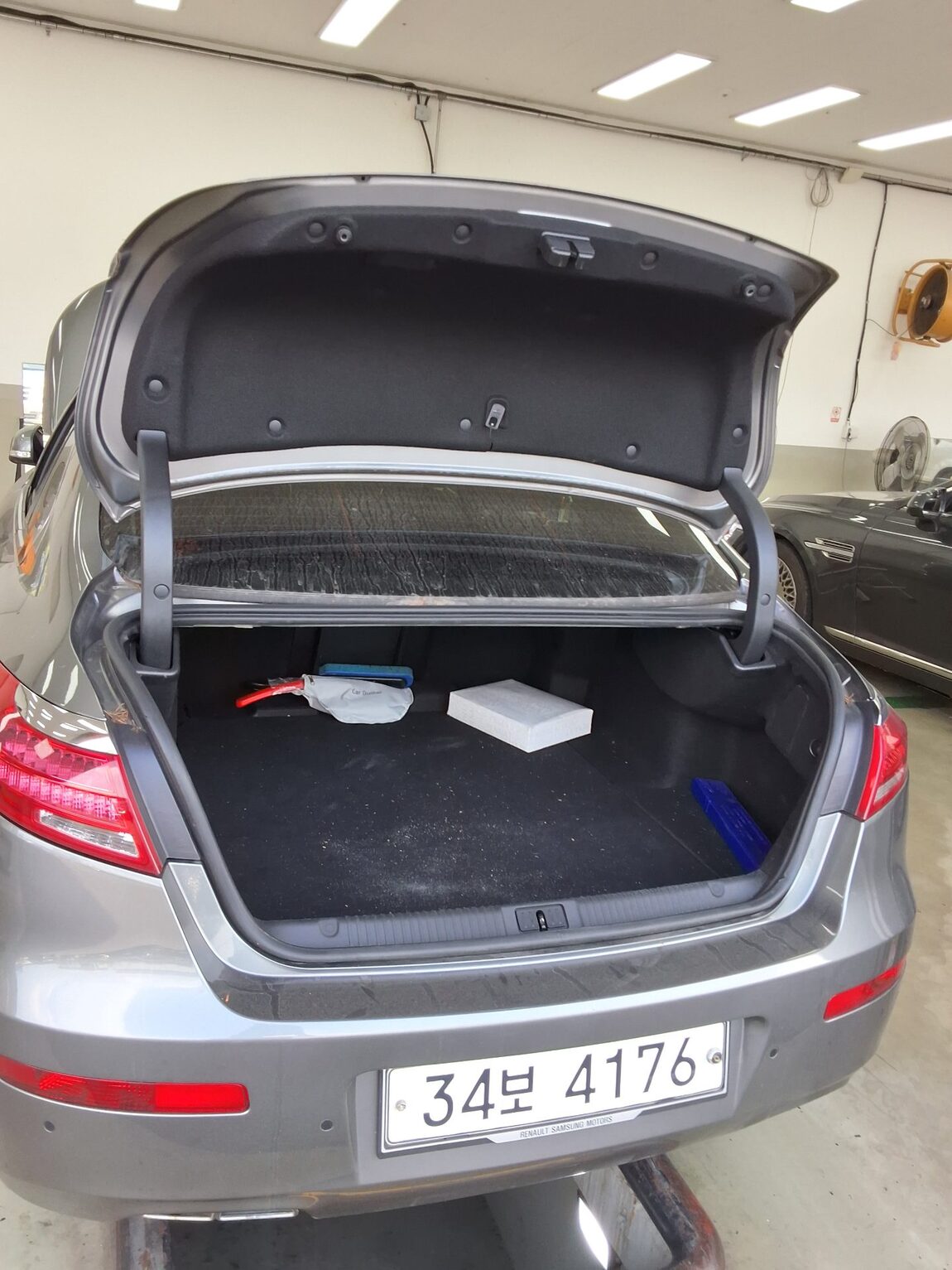 RENAULT (SAMSUNG) NEW SM7 NOVA 2.0 LPe DISABLED VEHICLE 2017 - zdjęcie 15
