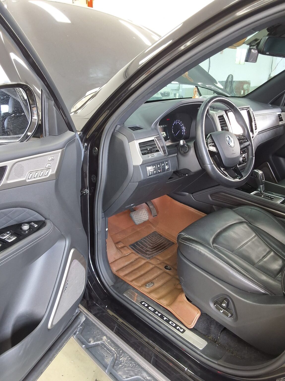 KG MOBILITY (SSANGYONG) G4 REXTON 2.2 4WD HERITAGE 2018 - zdjęcie 10