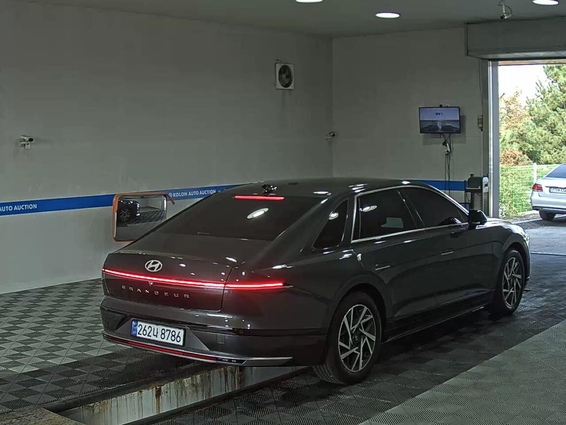 HYUNDAI THE ALL NEW GRANDEUR GASOLINE 2.5 EXCLUSIVE 2025 - zdjęcie 5