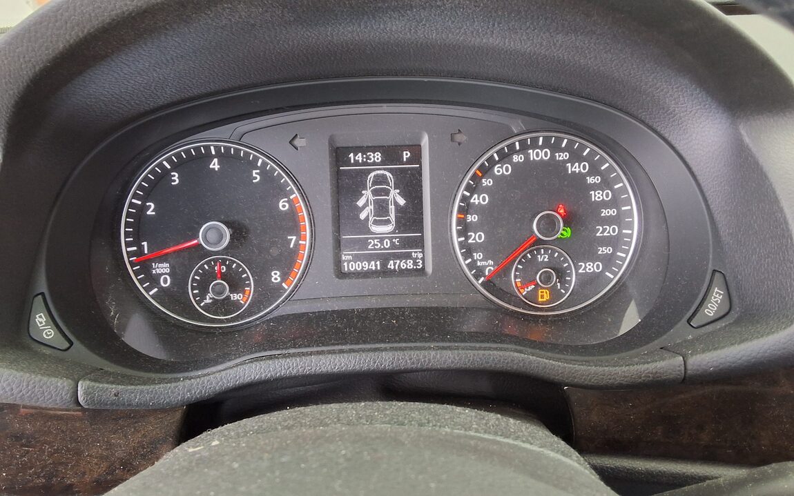 VOLKSWAGEN THE NEW PASSAT (7TH GEN) 1.8 TSI 2015 - zdjęcie 9