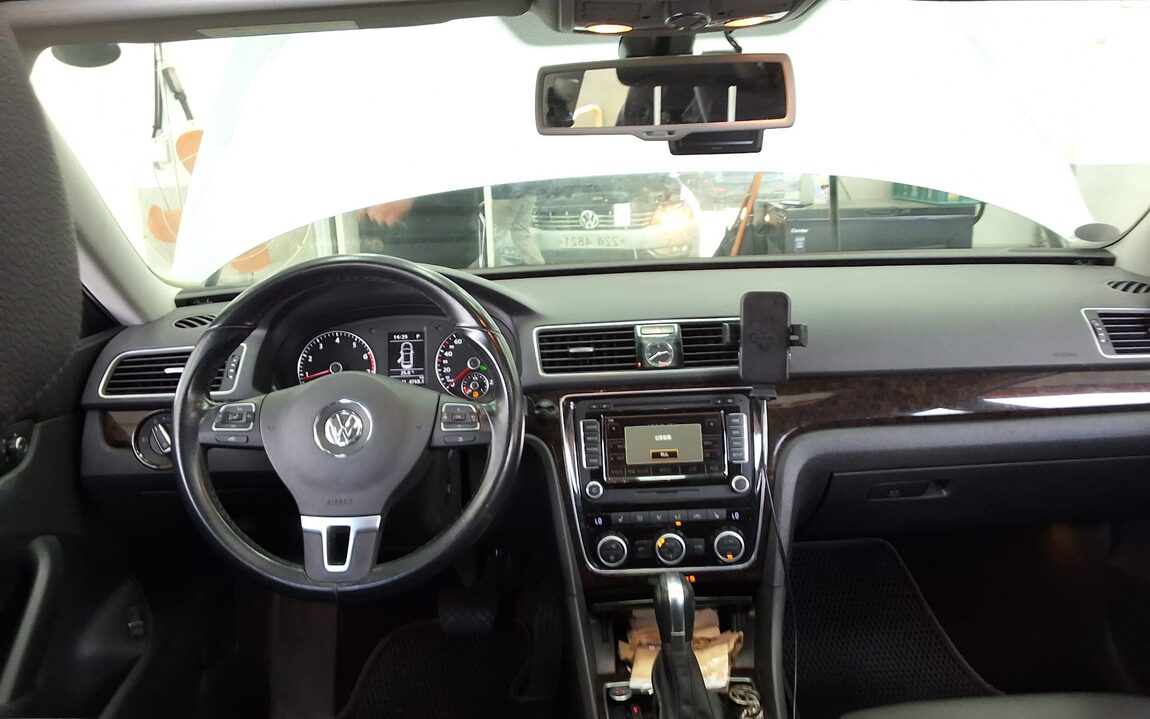 VOLKSWAGEN THE NEW PASSAT (7TH GEN) 1.8 TSI 2015 - zdjęcie 11