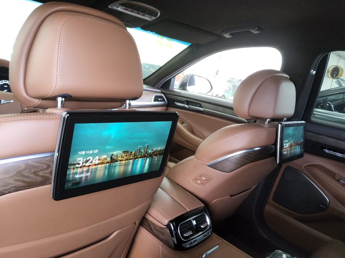 GENESIS G90 5.0 AWD PRESTIGE 2020 - zdjęcie 19
