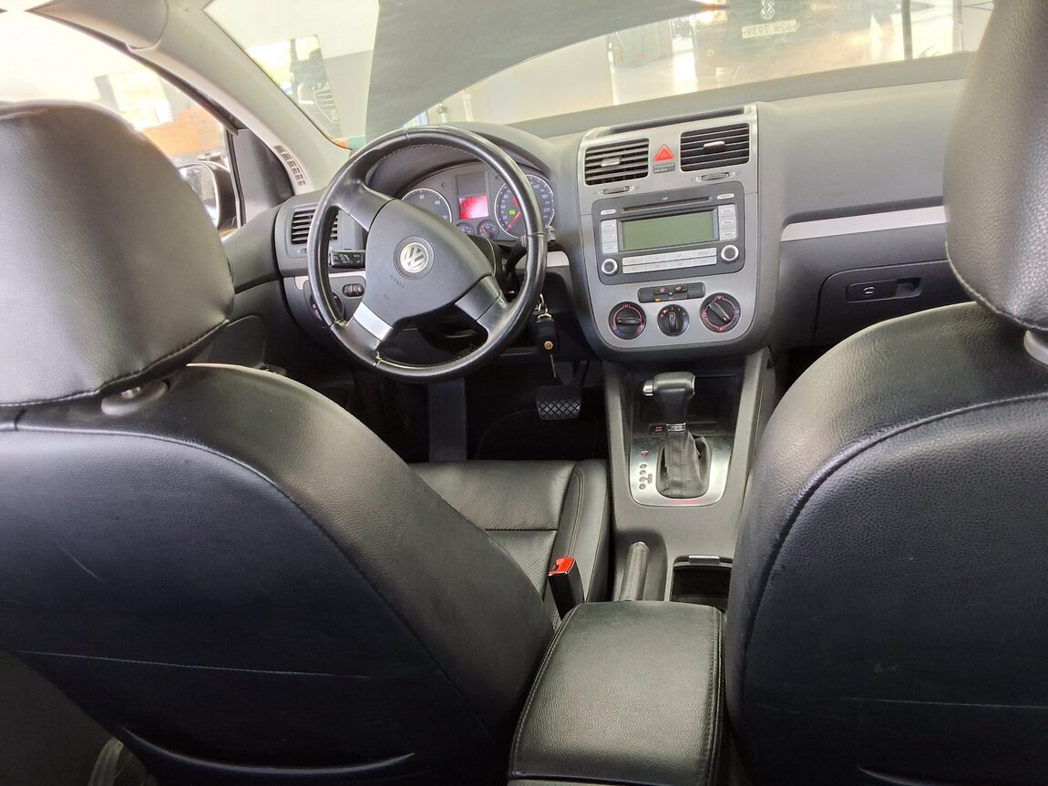 VOLKSWAGEN GOLF (5TH GEN) 2.0 TDI 2009 - zdjęcie 11